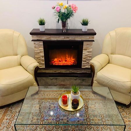 Seasons Apartments Brasov Bagian luar foto